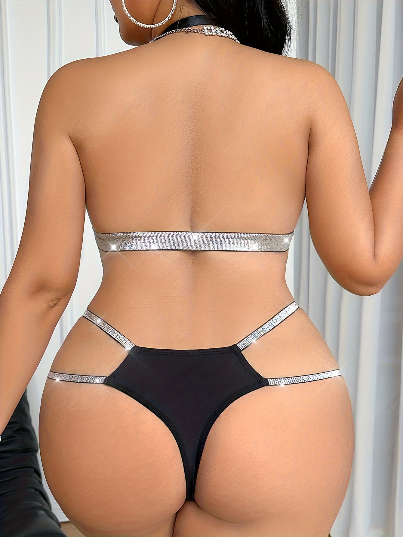 2pcs Plus Size Lace Lingerie Set | V-Neck Front Clasp Bra and Low-Rise Thong Panties for Daily Wear, High Stretch Fabric with Contrast Lace Details
