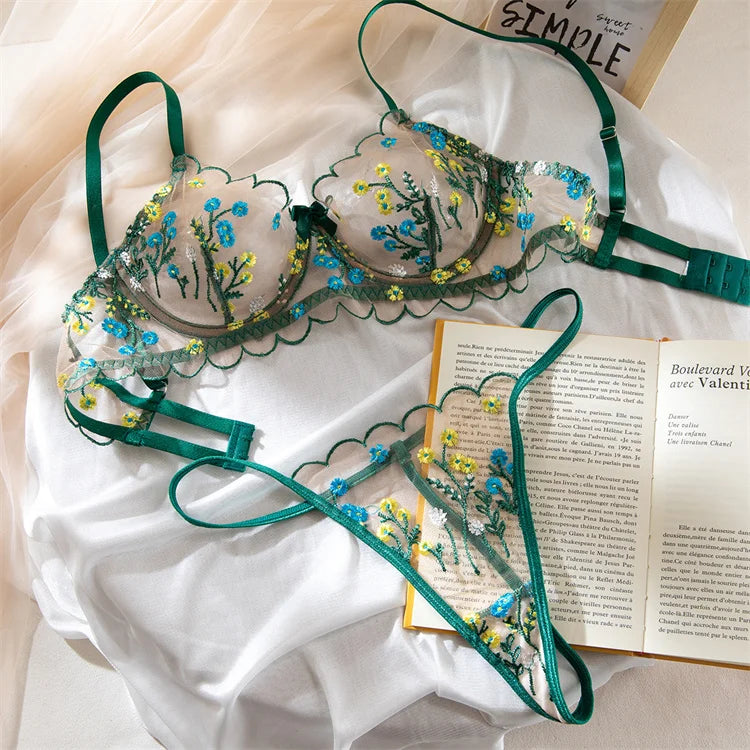 High Quality Ultra-thin Single-layer Fresh Floral Embroidery Sweet Transparent Steel Ring Comfortable Sexy Lingerie Set