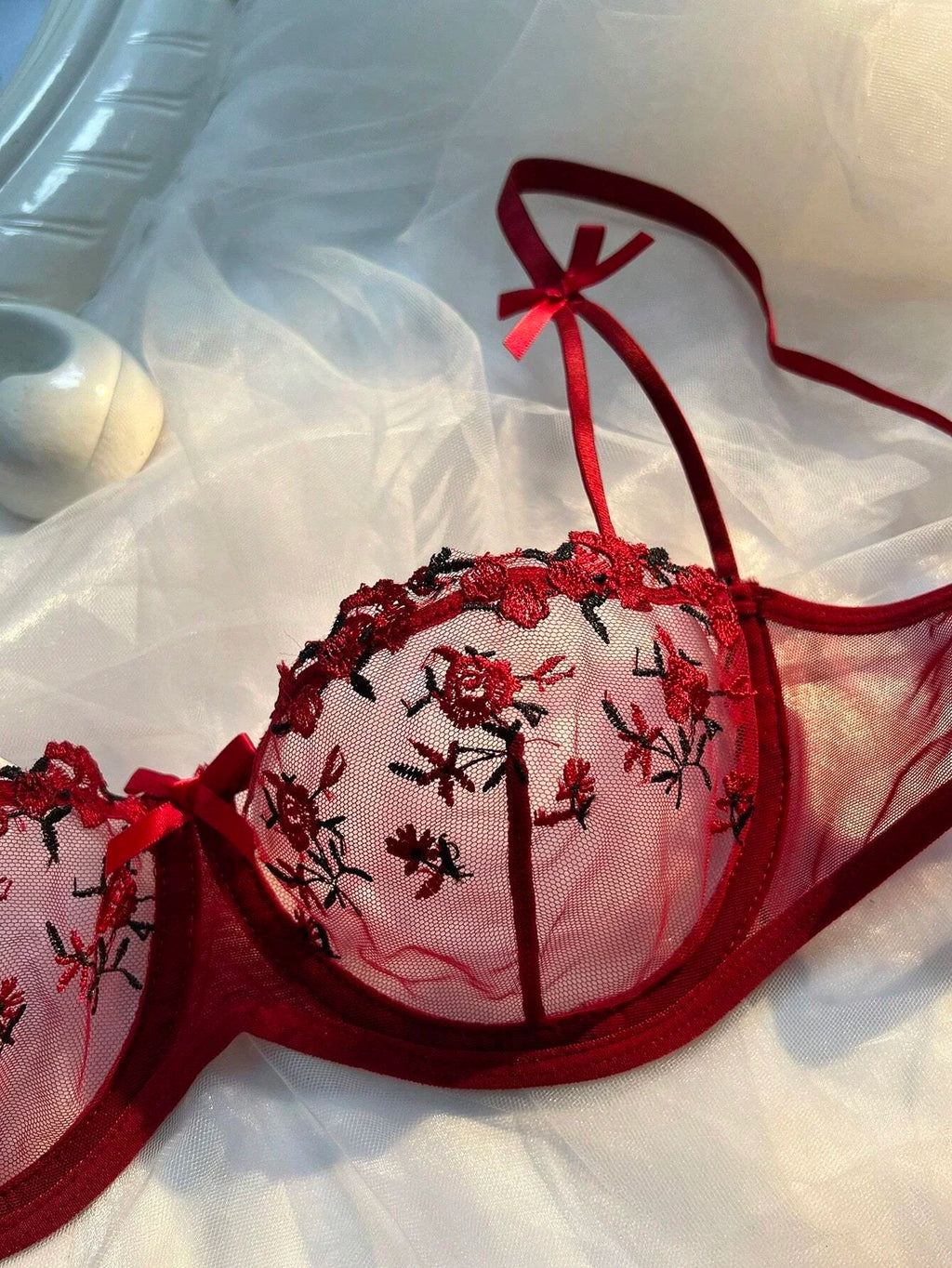 Ensemble deux pièces de lingerie transparente pour femme, string, soutiens-gorge push-up intimes, broderie, impression nœud papillon, sous-vêtements, vin, nouveau