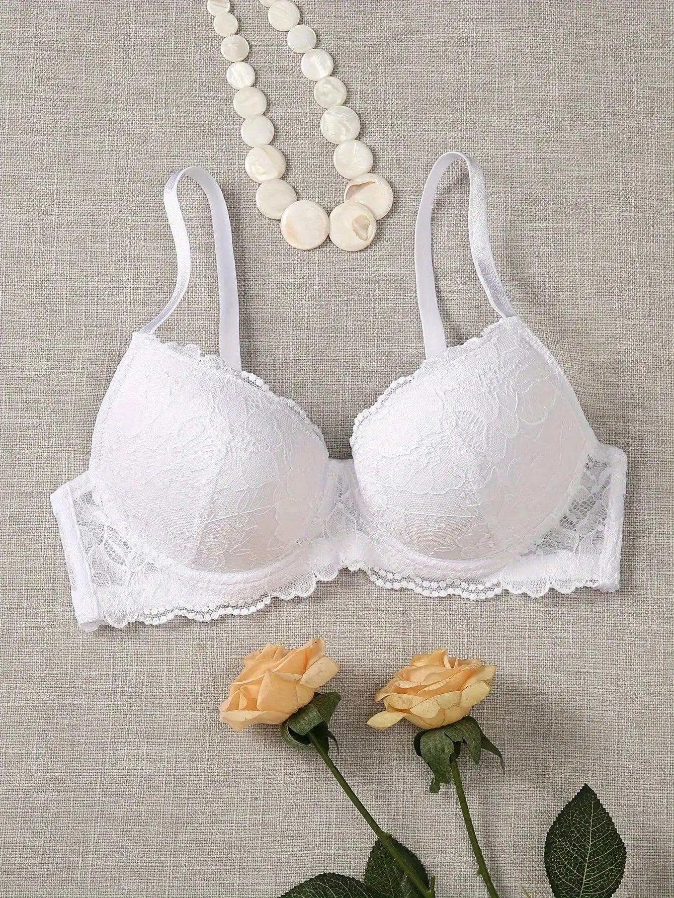 Lingerie sexy en dentelle demi-tasse pour femme, soutien-gorge invisible sans bretelles, push-up avant, boucle, usage quotidien