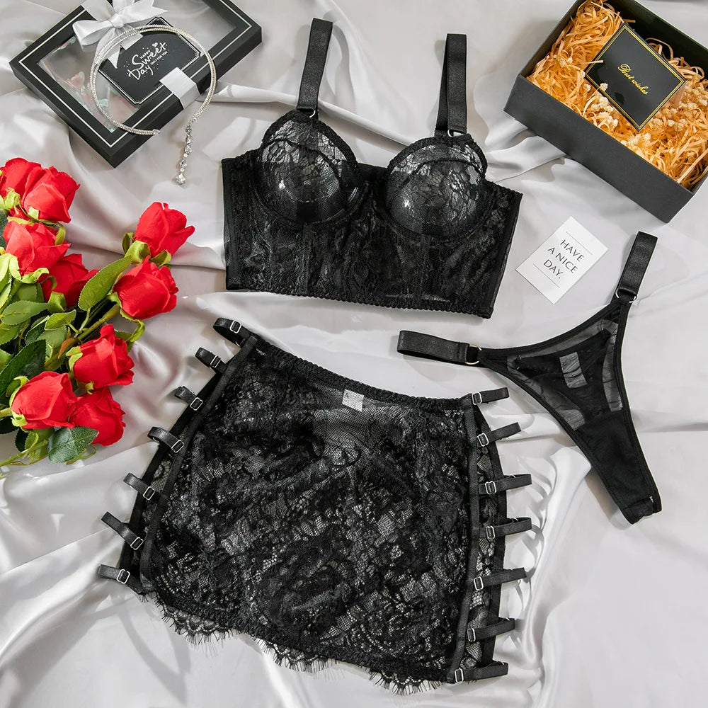 Ensembles de Lingerie sensuelle fantaisie, jarretelles ajourées sur le côté, sous-vêtements pour femmes, transparent en dentelle chaude, nouveaux tenues