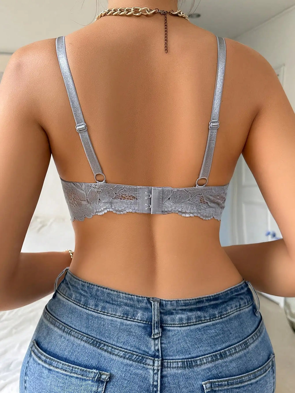 Lingerie sexy en dentelle demi-tasse pour femme, soutien-gorge invisible sans bretelles, push-up avant, boucle, usage quotidien