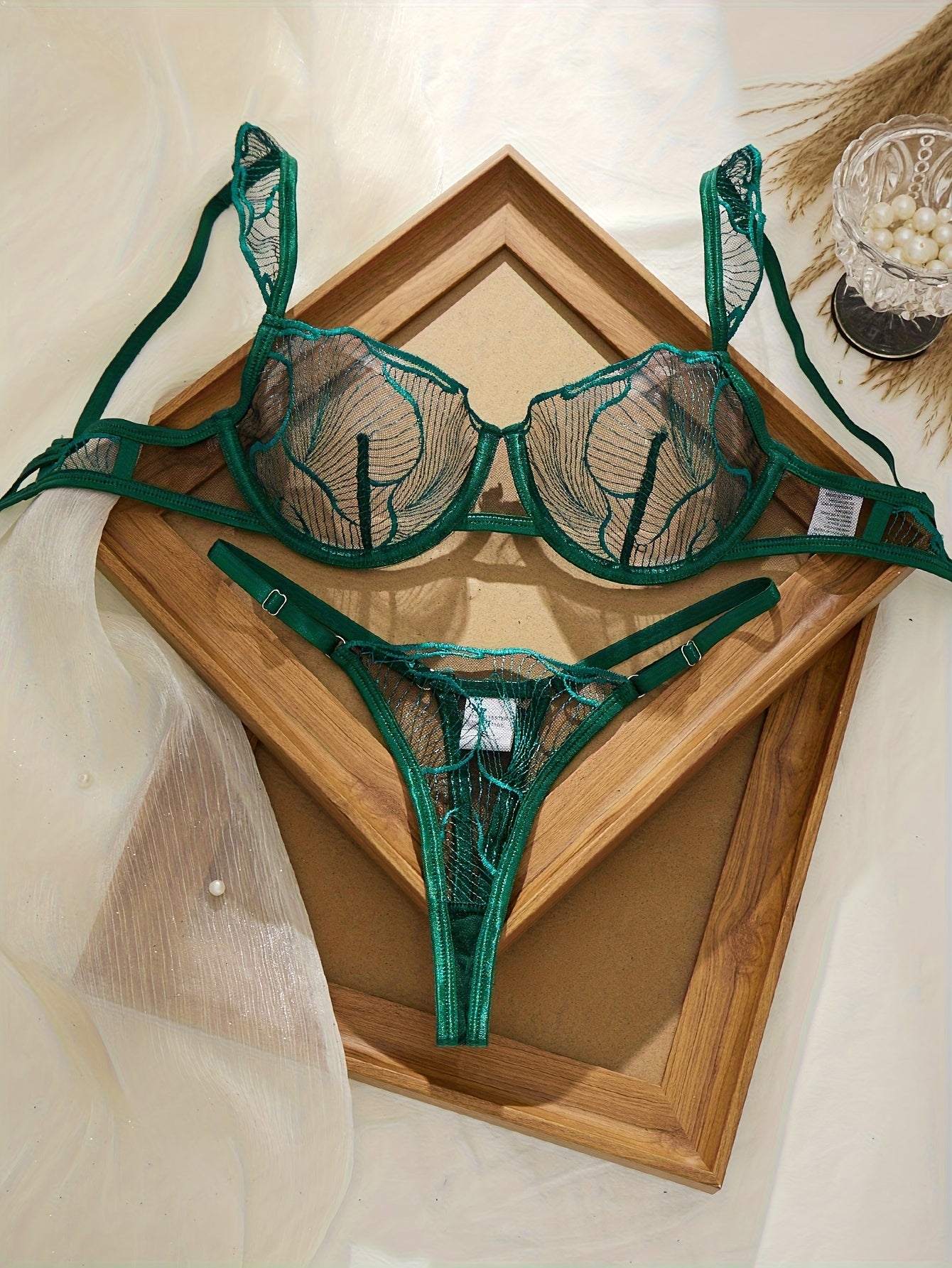 Fashionable and Sexy Embroidered Patterned Sheer Lingerie Set, Showcasing a Woman's Elegant Charm and Passionate, Alluring Figure. The Bra Highlights the Contours of the Bust, Offering a Refined and Seductive Look for Parties