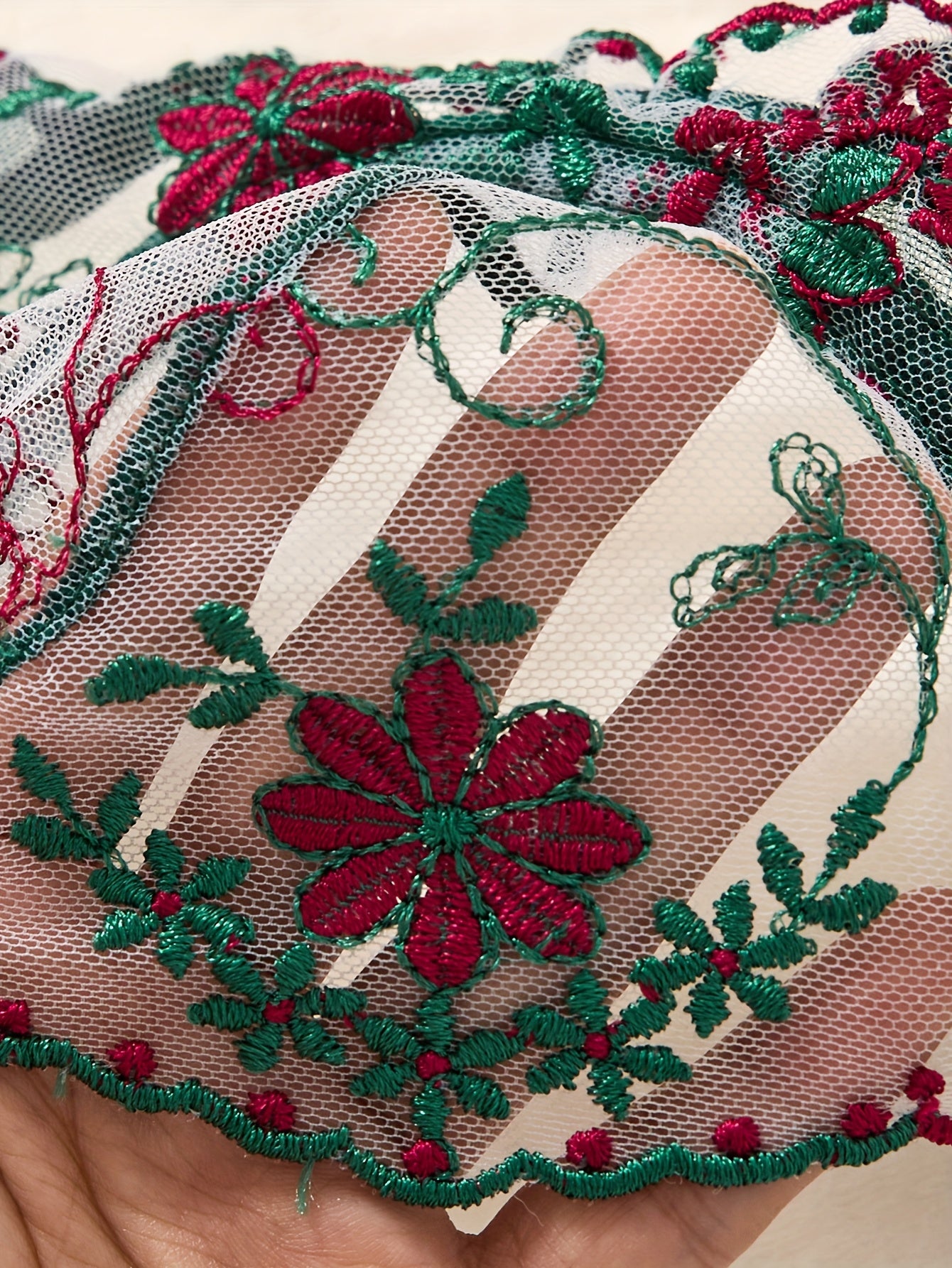 Deep Green Single-Layer Embroidered Sexy Set, Pretty Small Flower Transparent Underwire Bra and Bikini Panties, Medium Support Underwire Push-Up Lingerie and Low-Rise Shorts, Bold Apparel to Boost Women's Mood and Charm
