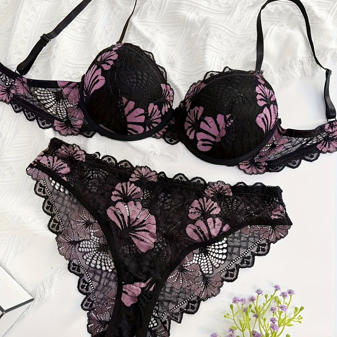 Halloween New Women's Sexy Lace Golden Wire Push-Up Bra Set