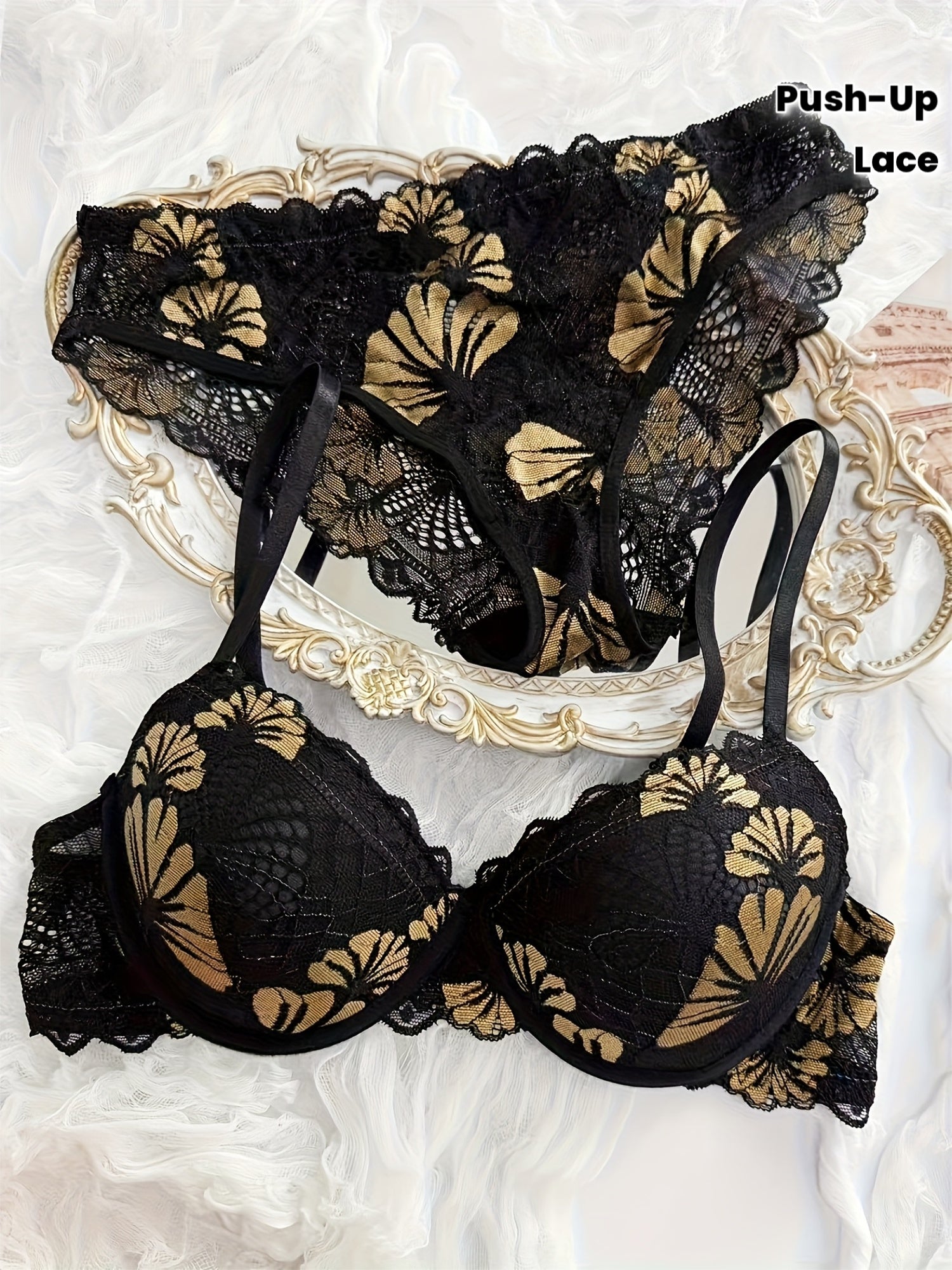 Halloween New Women's Sexy Lace Golden Wire Push-Up Bra Set